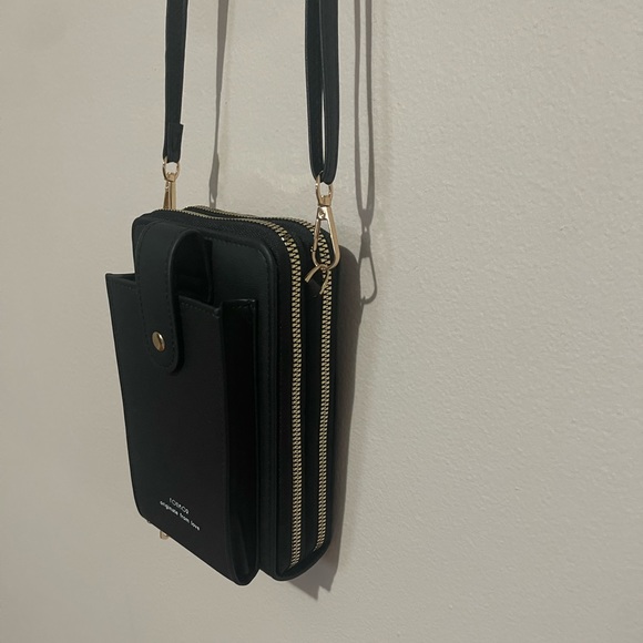NWOT Phone Wallet Crossbody Bag - Picture 8 of 8